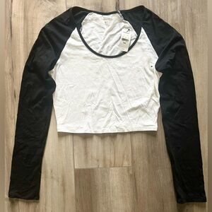 Express Cropped Baseball Shirt